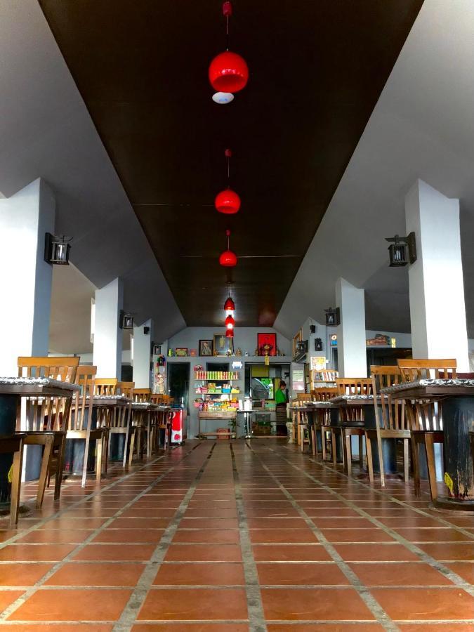 Andaman Beach Resort Koh Jum Exterior foto