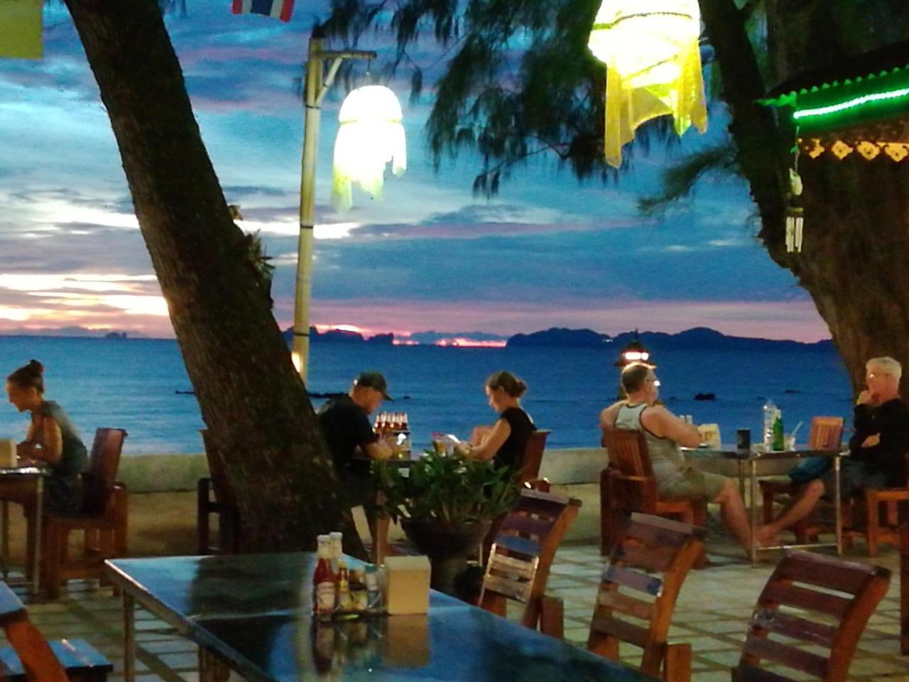 Andaman Beach Resort Koh Jum Exterior foto