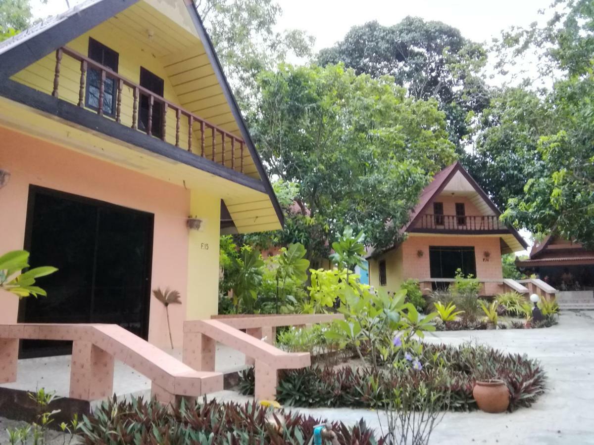 Andaman Beach Resort Koh Jum Exterior foto